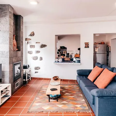 Azores Surf Camp Guest house Gloria (Sao Miguel)