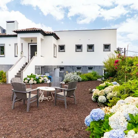 Azores Surf Camp Guest house Gloria (Sao Miguel)